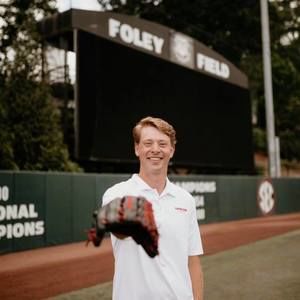 Meet your Posher, Adam